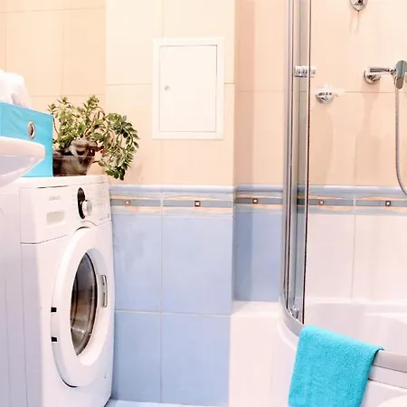 Apartament-Konsulat Srodmiescie Apartment *